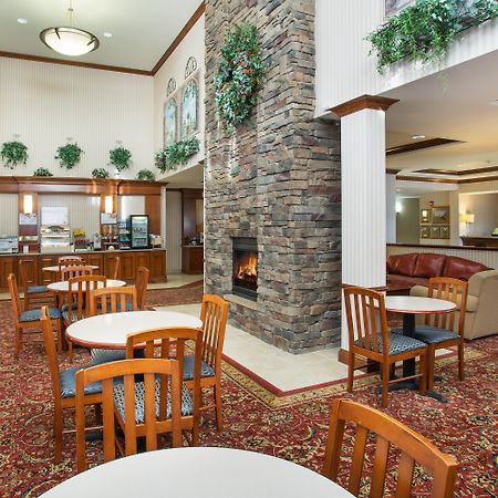 Holiday Inn Express Hotel & Suites Marion By Ihg Екстериор снимка