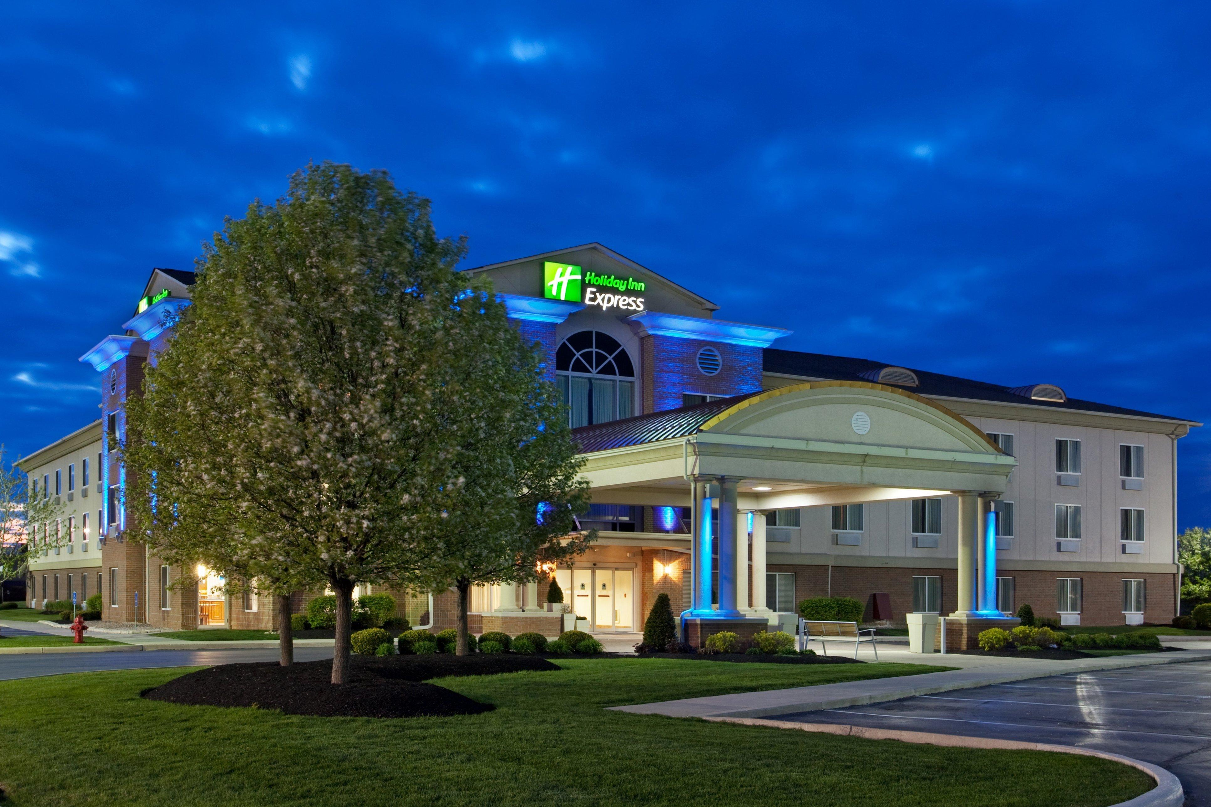 Holiday Inn Express Hotel & Suites Marion By Ihg Екстериор снимка