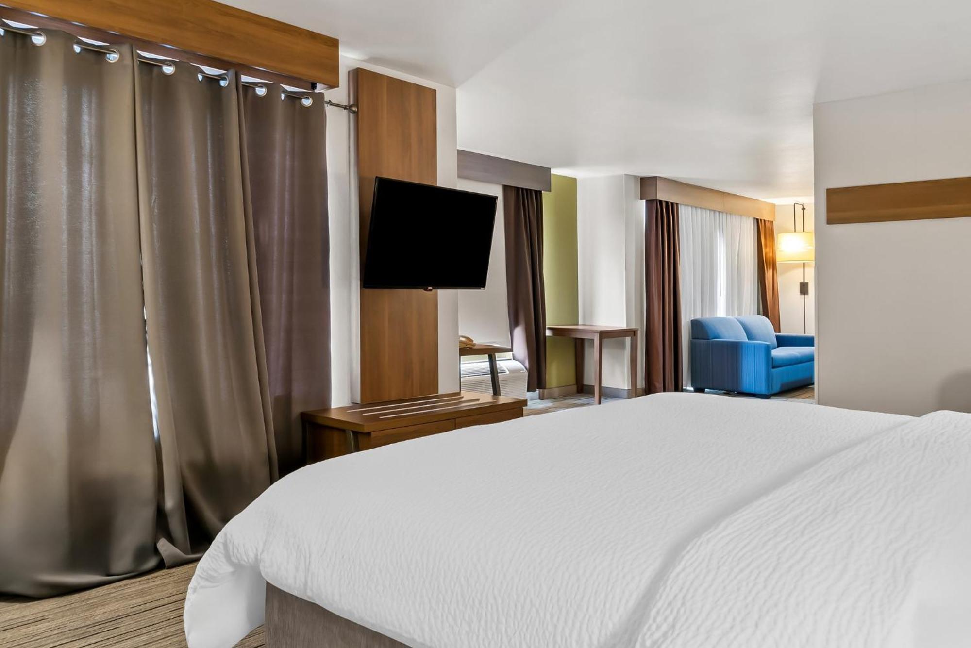 Holiday Inn Express Hotel & Suites Marion By Ihg Екстериор снимка