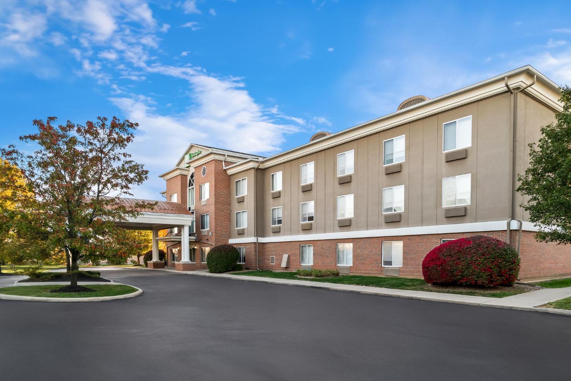 Holiday Inn Express Hotel & Suites Marion By Ihg Екстериор снимка