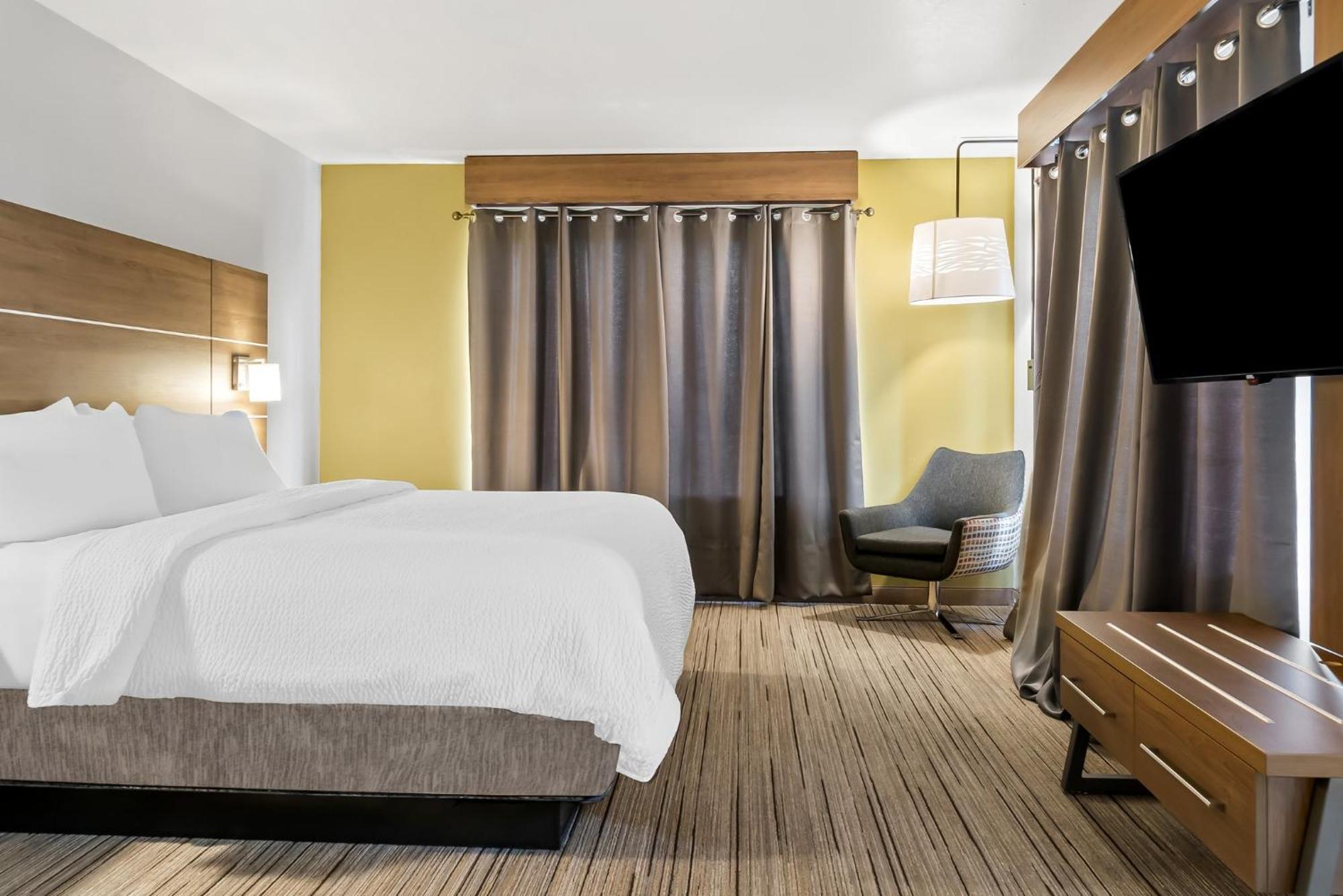 Holiday Inn Express Hotel & Suites Marion By Ihg Екстериор снимка