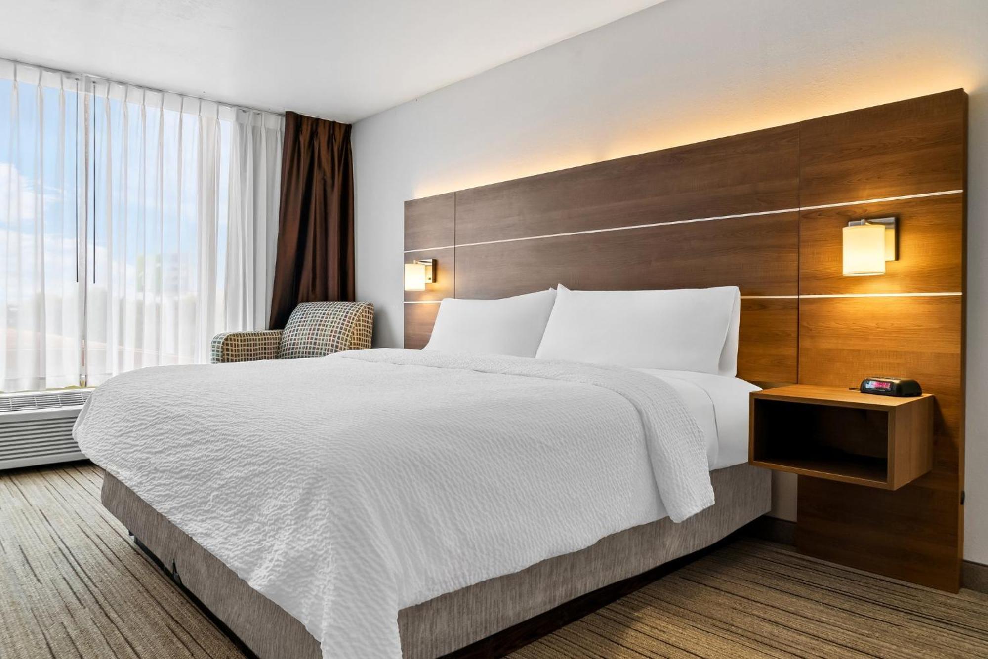 Holiday Inn Express Hotel & Suites Marion By Ihg Екстериор снимка